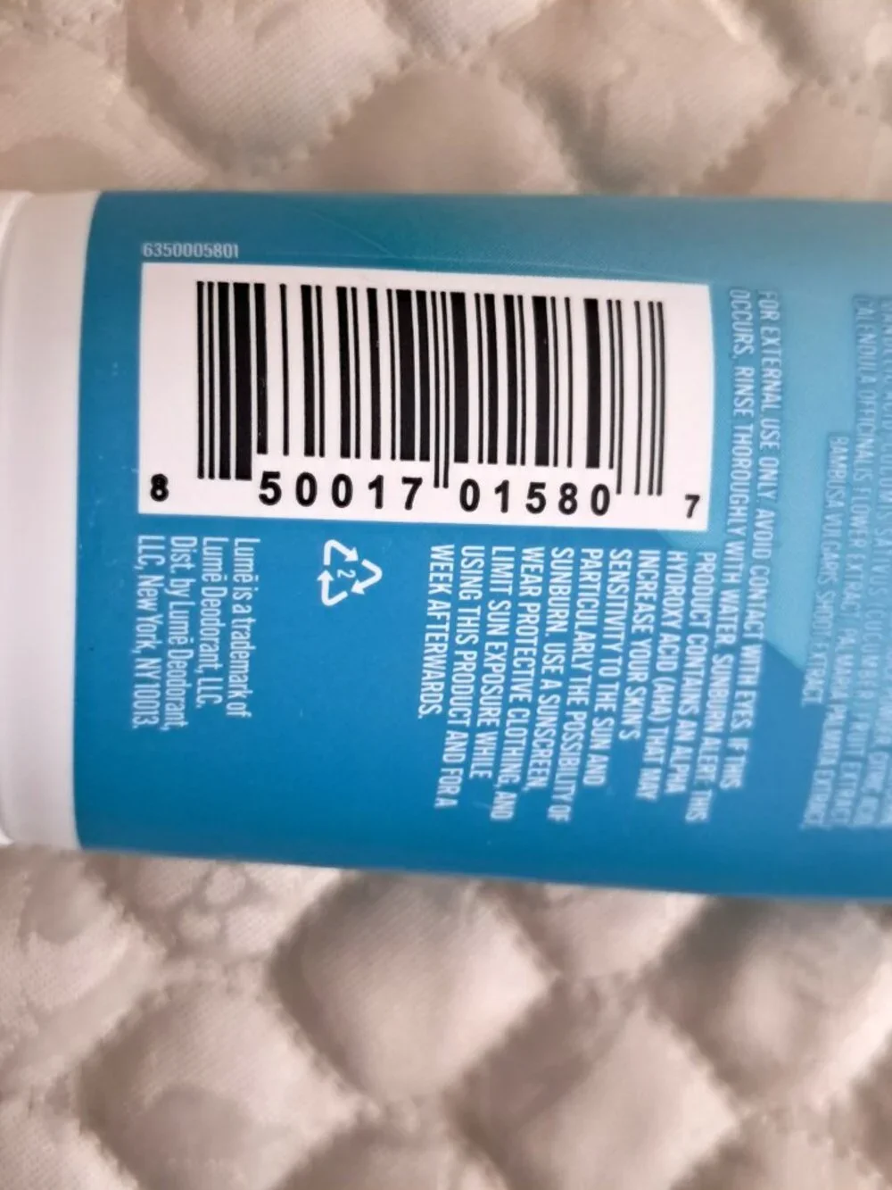 Lume deodorant acidified